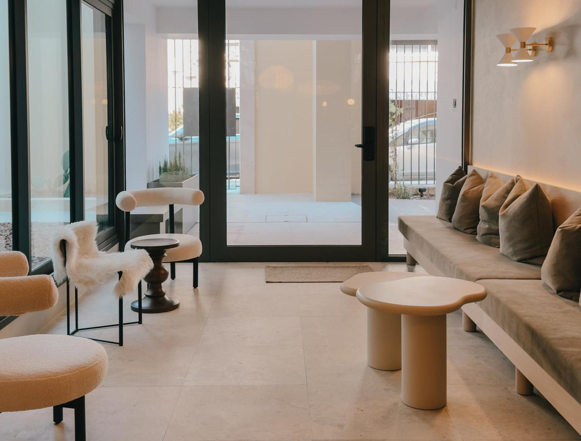 Aparthotel Alinea Lano Old Town Center Limassol Exterior foto